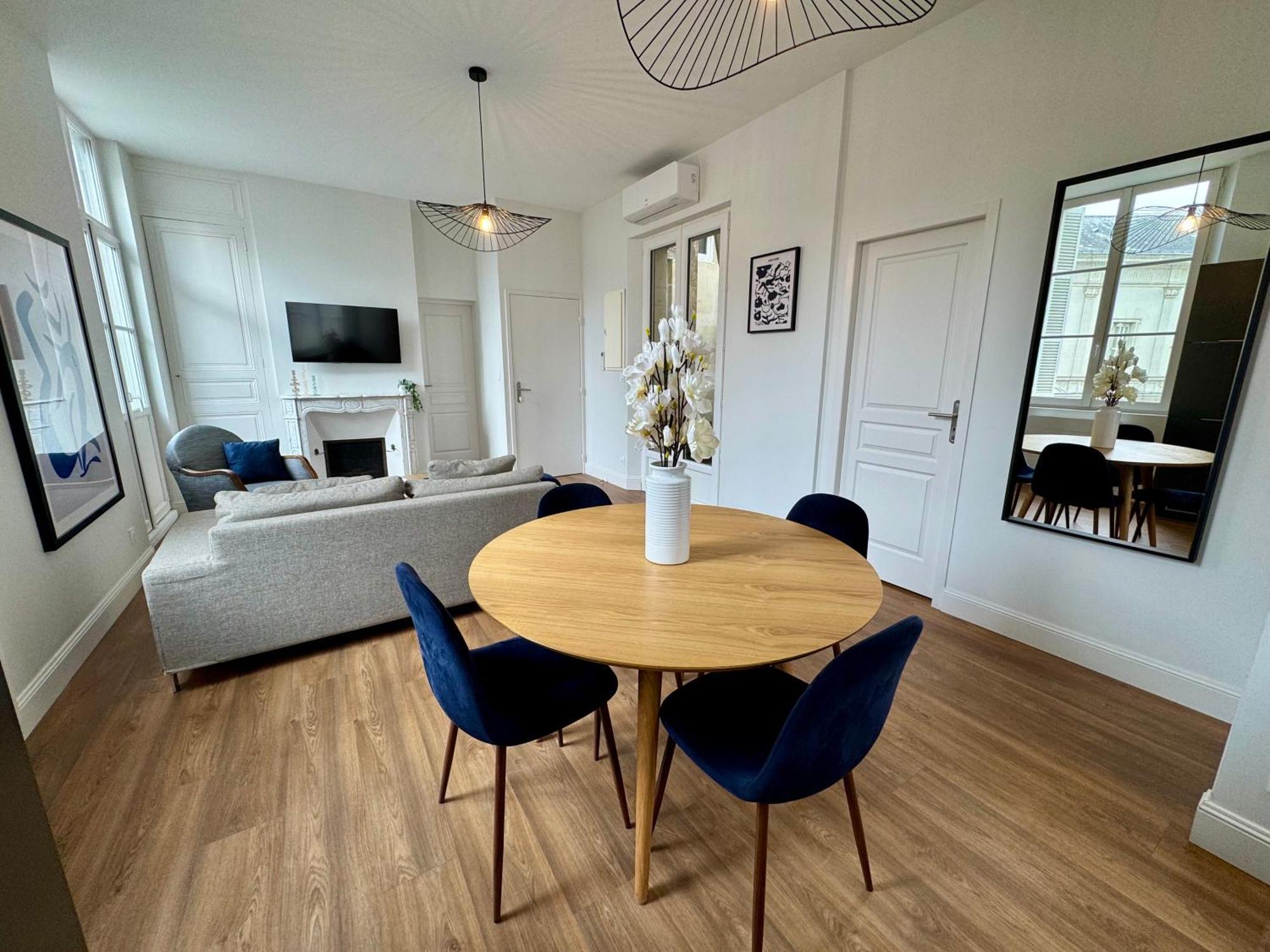 Centre Ville Terrasse Et Vue Chateau Saumur Ngoại thất bức ảnh